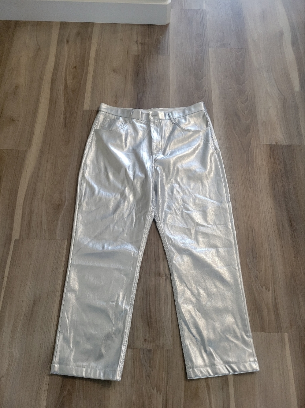 Metallic Silver High-Waist Women Jeans Size 32